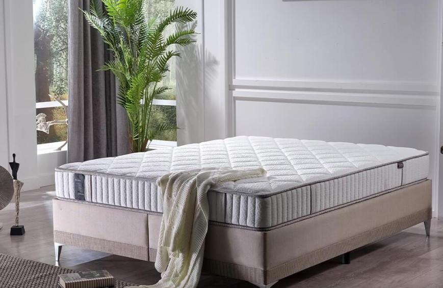Jackson Bed